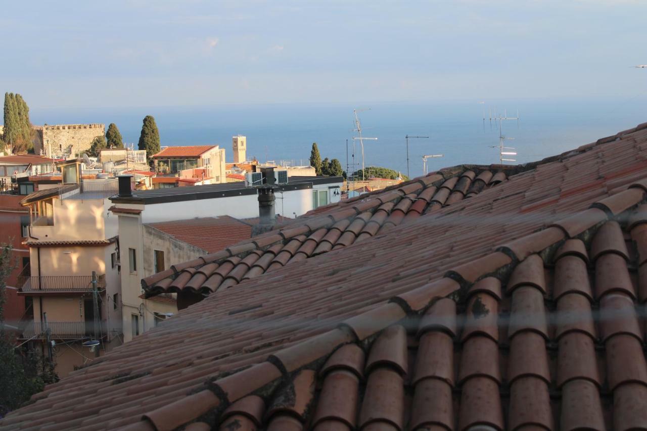 Taormina Casa Sarinaアパートメント エクステリア 写真